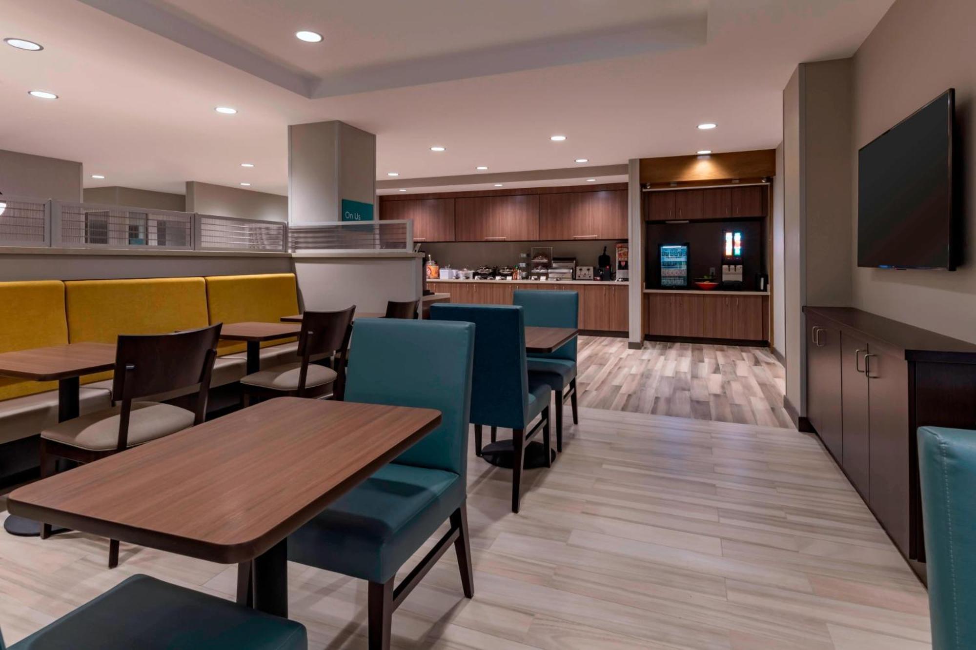 Towneplace Suites By Marriott Левънуърт Екстериор снимка