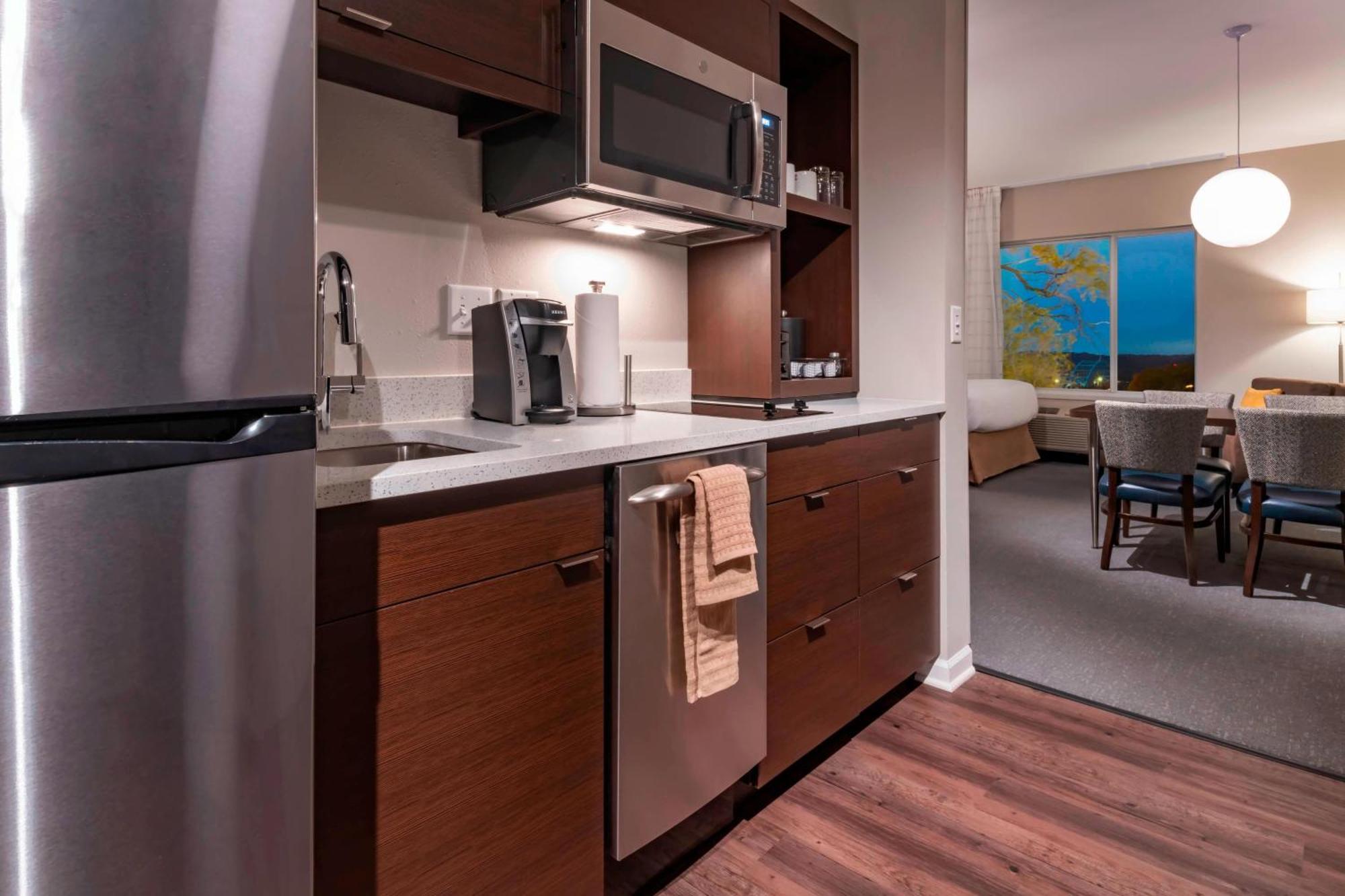 Towneplace Suites By Marriott Левънуърт Екстериор снимка