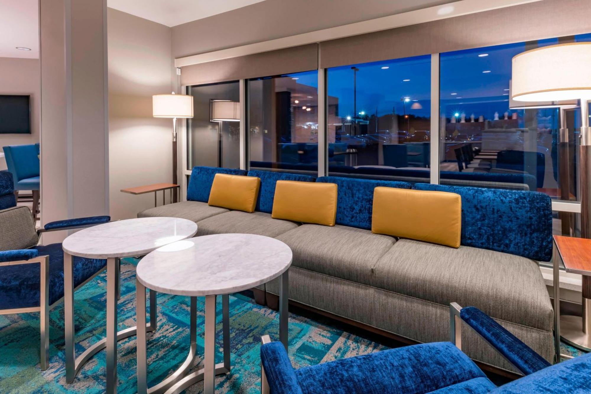 Towneplace Suites By Marriott Левънуърт Екстериор снимка